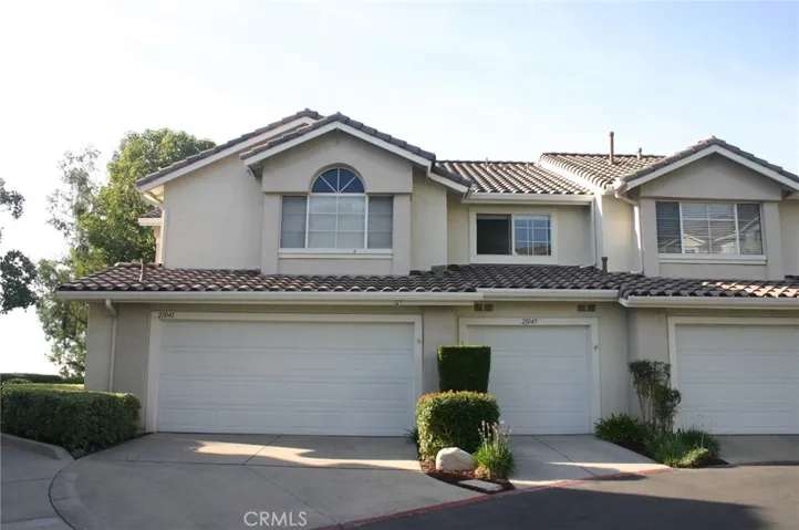 Your 1 car garage has direct access to the interior