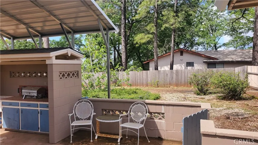 1854 Salida Way, Paradise, California 95969