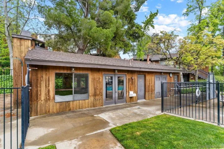 2157 Arnold Way 723, Alpine, California 91901