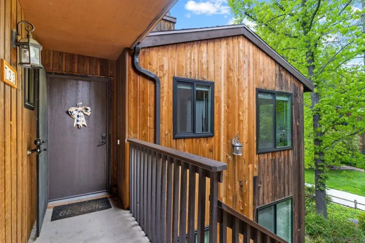 2157 Arnold Way 723, Alpine, California 91901