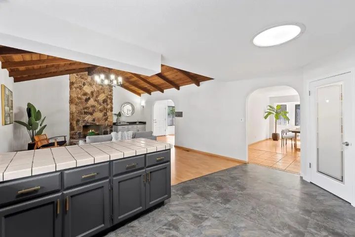 14121 Saratoga Sunnyvale Road, Saratoga, California 95070