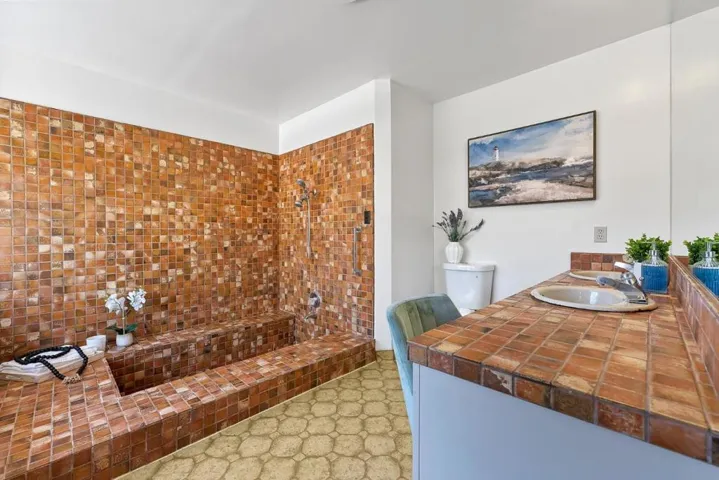 14121 Saratoga Sunnyvale Road, Saratoga, California 95070