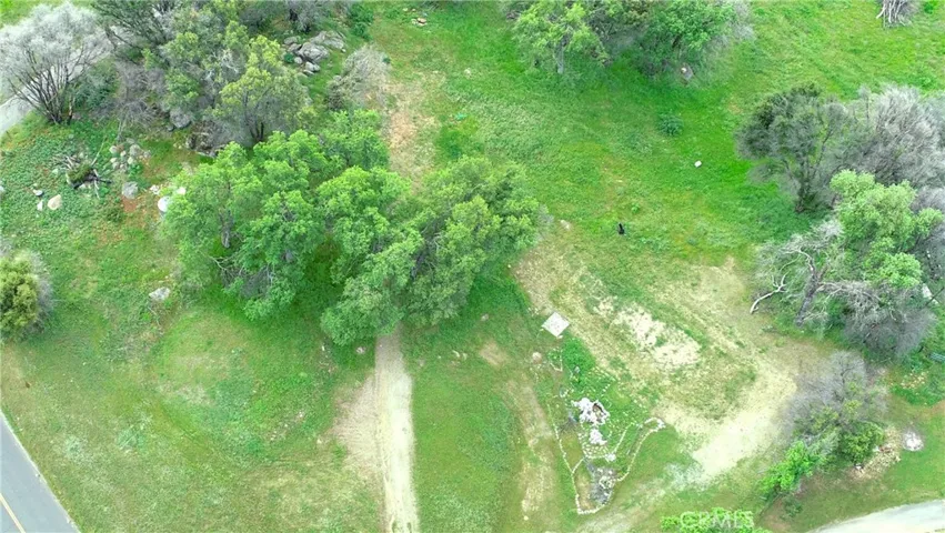 4067 Triangle Road, Mariposa, California 95338