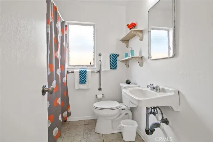 1026 Glenshaw Drive, La Puente, California 91744