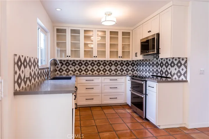 1107 W Memory Lane 15a, Santa Ana, California 92706
