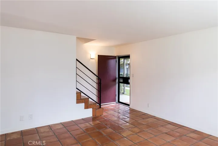 1107 W Memory Lane 15a, Santa Ana, California 92706