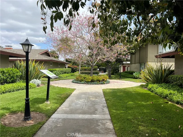 1107 W Memory Lane 15a, Santa Ana, California 92706