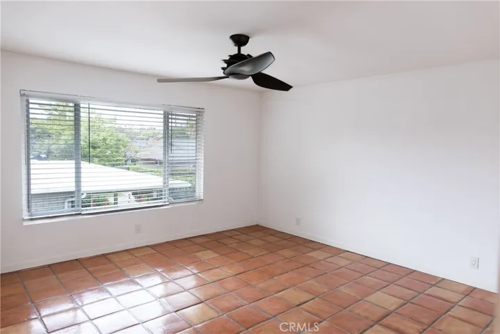 1107 W Memory Lane 15a, Santa Ana, California 92706
