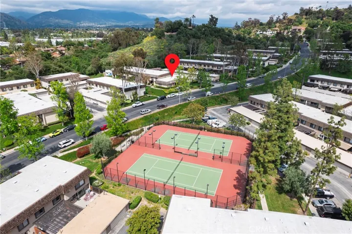 670 Redwood Lane, San Dimas, California 91773