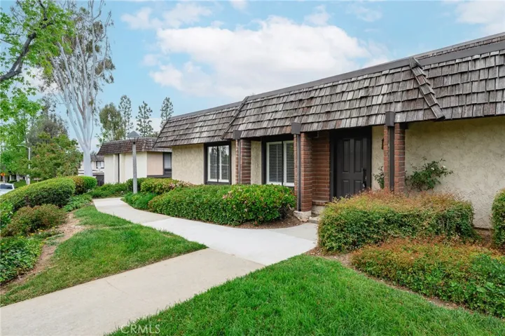 670 Redwood Lane, San Dimas, California 91773