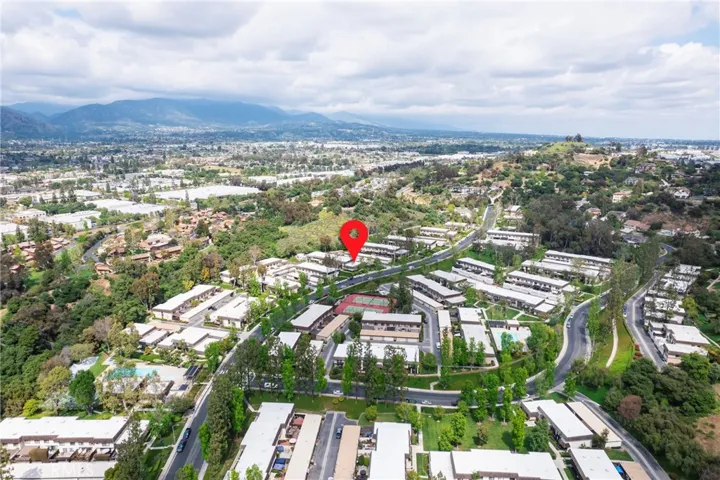 670 Redwood Lane, San Dimas, California 91773