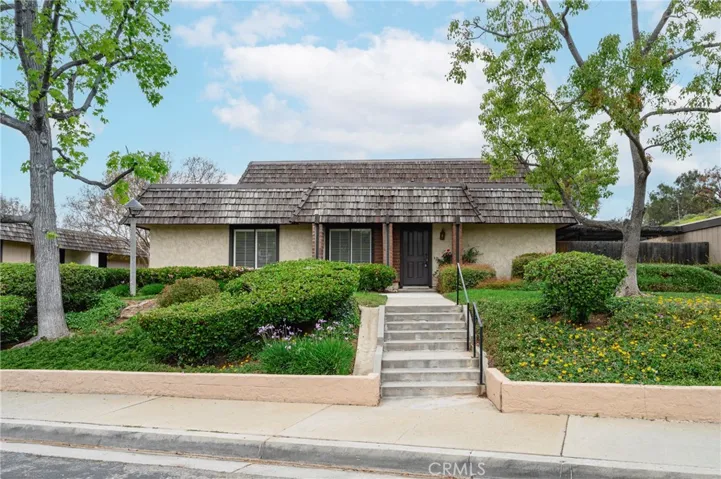 670 Redwood Lane, San Dimas, California 91773