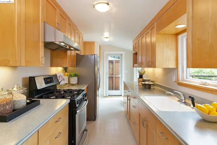 167 Capricorn Ave., Oakland, California 94611