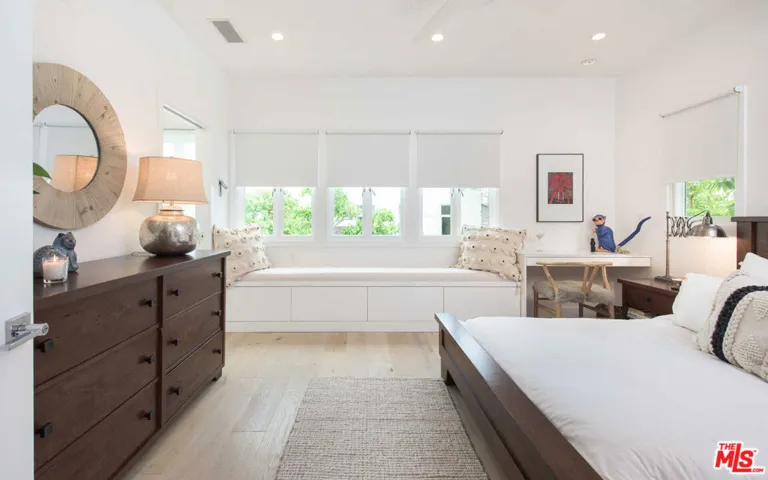 624 Santa Clara Avenue, Venice, California 90291