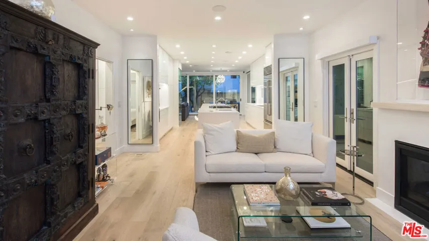 624 Santa Clara Avenue, Venice, California 90291