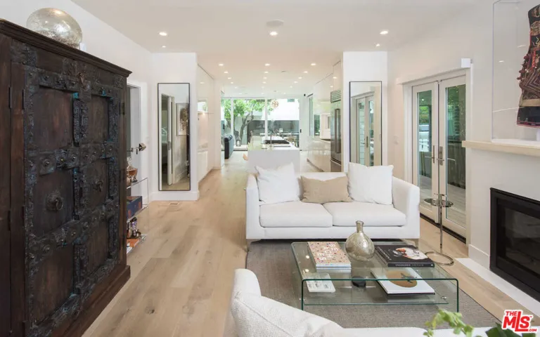 624 Santa Clara Avenue, Venice, California 90291