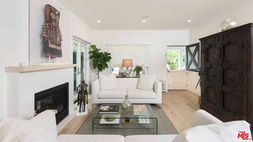 624 Santa Clara Avenue, Venice, California 90291