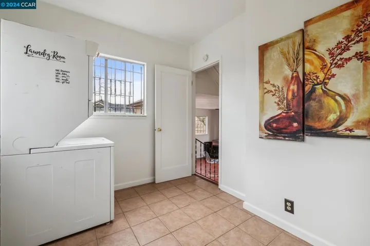 10455 Longfellow Ave, Oakland, California 94603