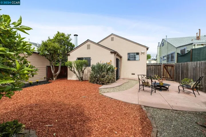 10455 Longfellow Ave, Oakland, California 94603