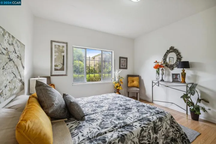 10455 Longfellow Ave, Oakland, California 94603