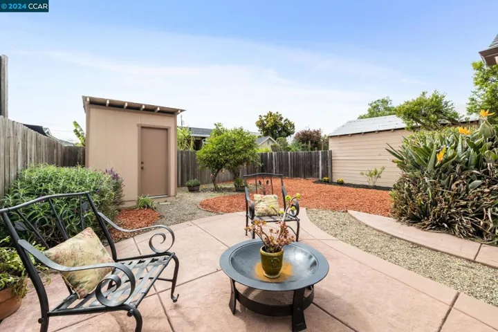 10455 Longfellow Ave, Oakland, California 94603