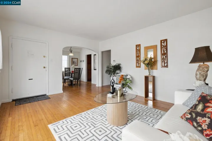 10455 Longfellow Ave, Oakland, California 94603