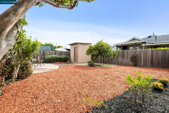 10455 Longfellow Ave, Oakland, California 94603