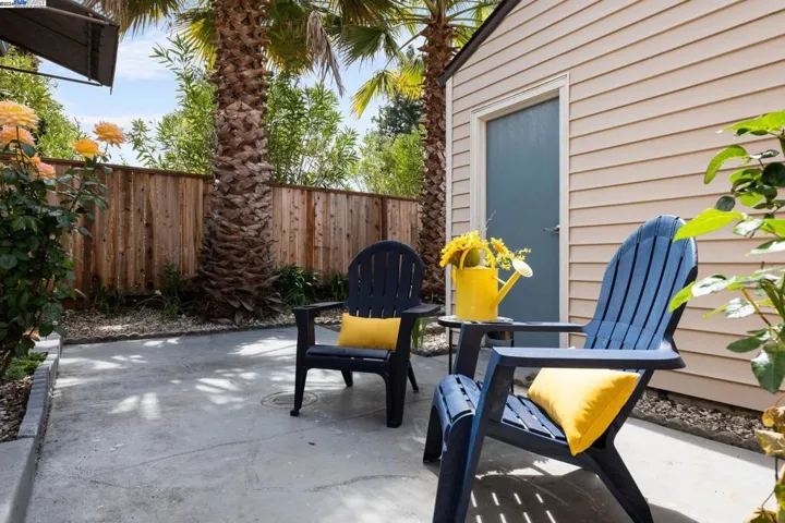 1590 Yardley St, Santa Rosa, California 95403