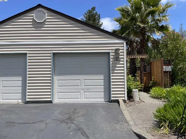 1590 Yardley St, Santa Rosa, California 95403