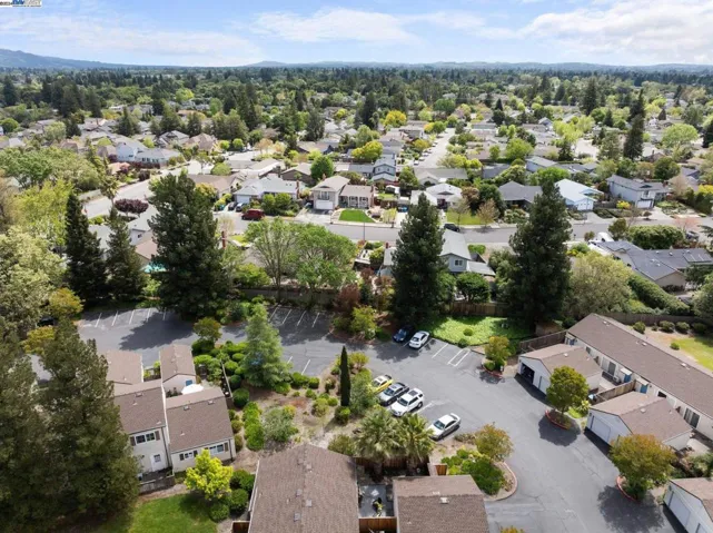 1590 Yardley St, Santa Rosa, California 95403