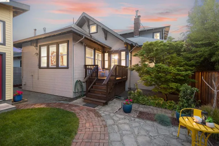 5528 Dover St, Oakland, California 94609