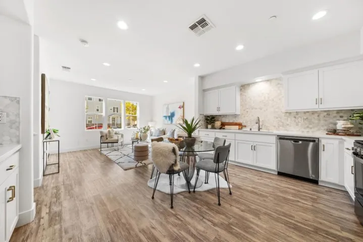 37559 Cape Cod Road, Newark, California 94560