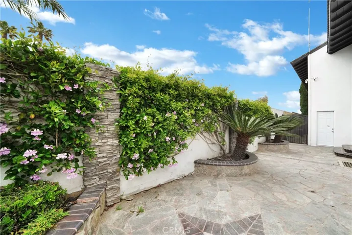 13261 Cromwell Drive, Tustin, California 92780