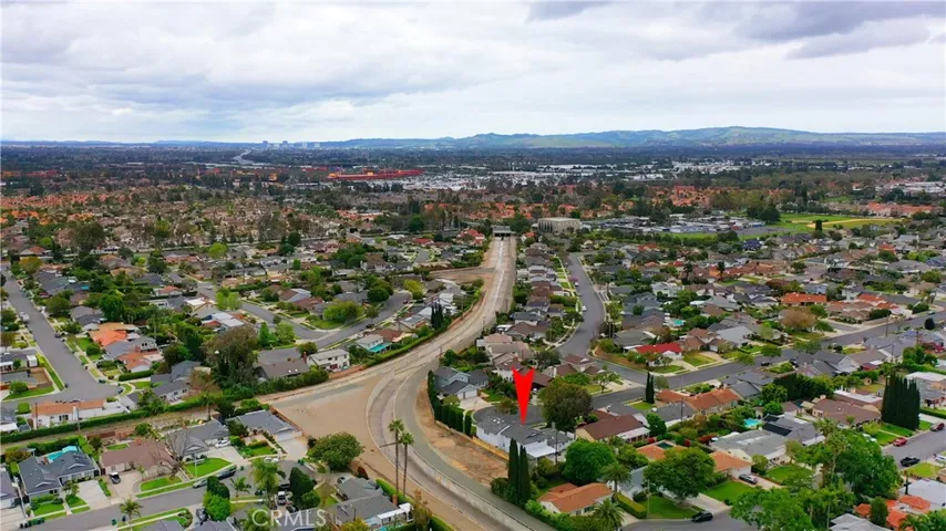 13261 Cromwell Drive, Tustin, California 92780