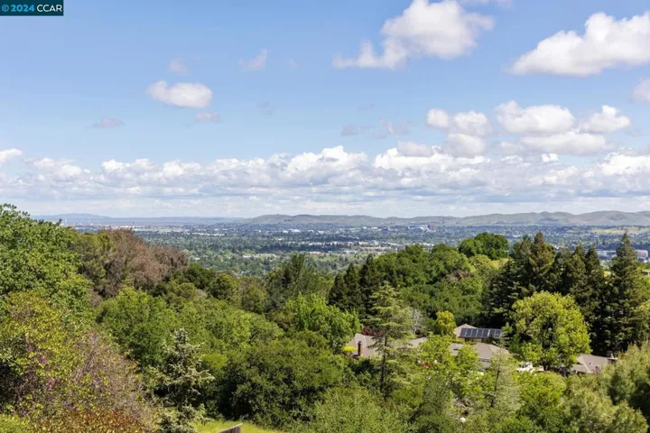 110 Peaceful Lane, Lafayette, California 94549