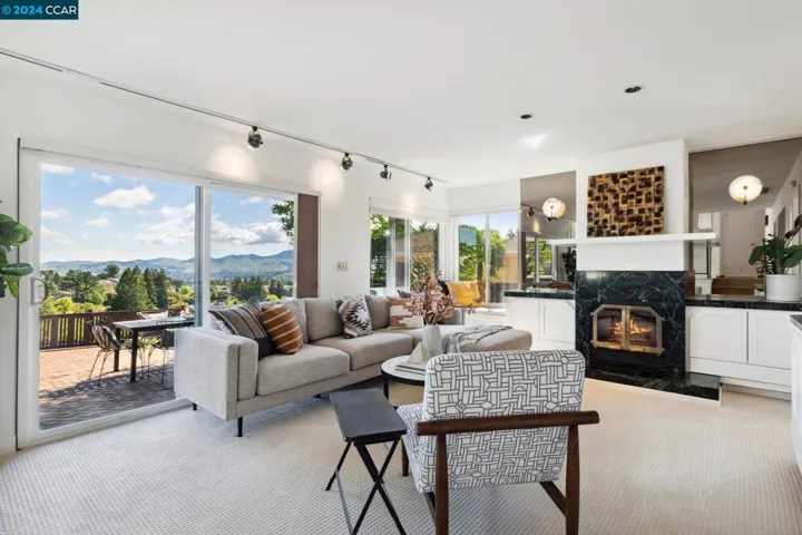 110 Peaceful Lane, Lafayette, California 94549