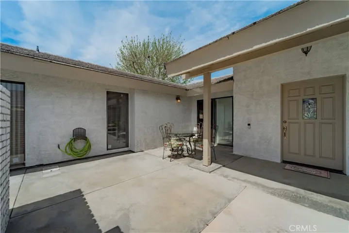 39692 Makin Avenue, Palmdale, California 93551