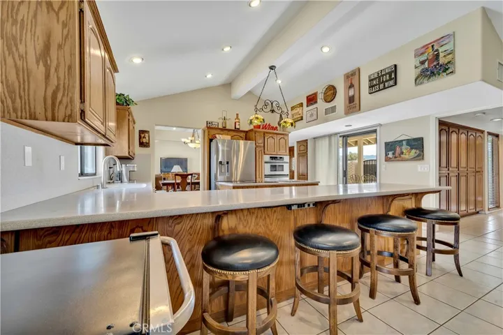 39692 Makin Avenue, Palmdale, California 93551