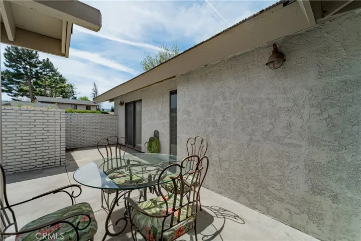 39692 Makin Avenue, Palmdale, California 93551
