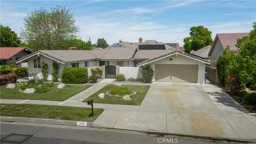 39692 Makin Avenue, Palmdale, California 93551