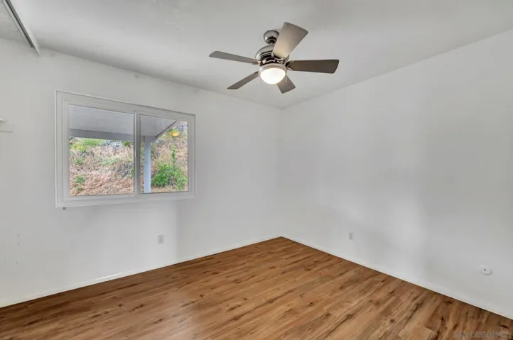 3011 Hypoint Ave, Escondido, California 92027
