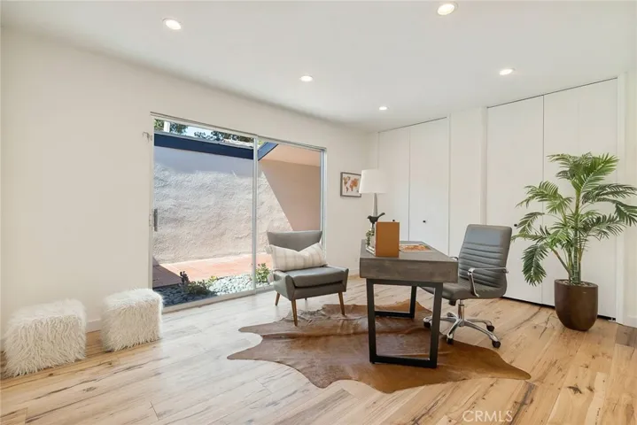 4747 El Caballero Drive, Tarzana, California 91356