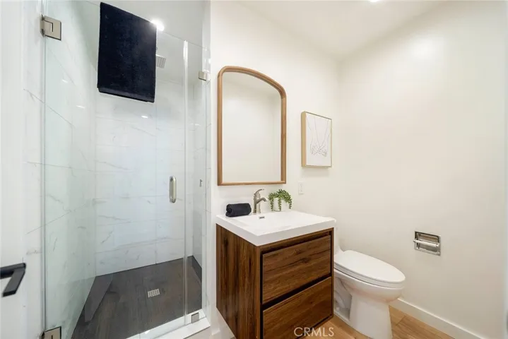 4747 El Caballero Drive, Tarzana, California 91356