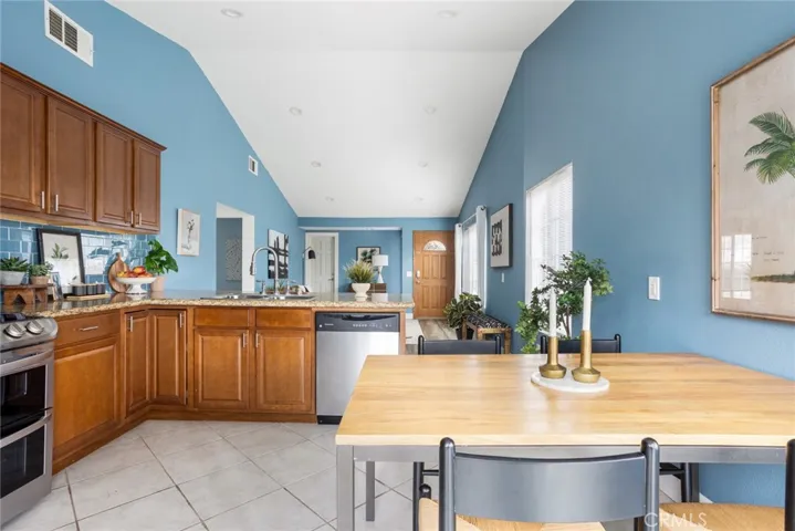 12421 Blazing Star Court, Rancho Cucamonga, California 91739
