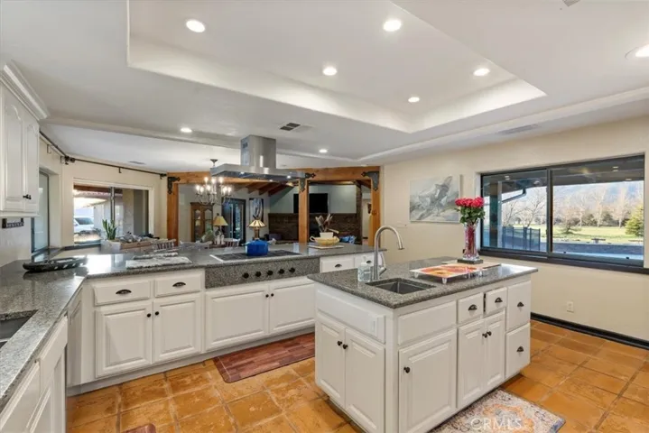 28601 Cumberland Road, Tehachapi, California 93561
