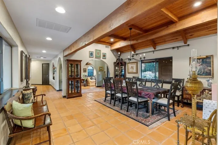 28601 Cumberland Road, Tehachapi, California 93561