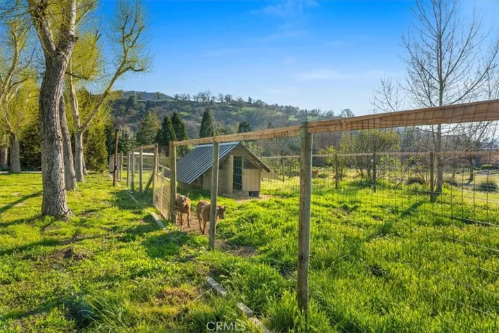 28601 Cumberland Road, Tehachapi, California 93561