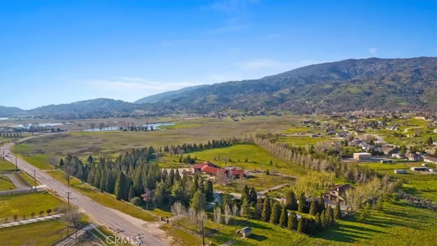 28601 Cumberland Road, Tehachapi, California 93561