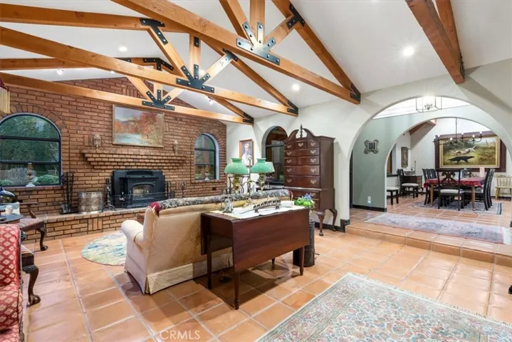 28601 Cumberland Road, Tehachapi, California 93561