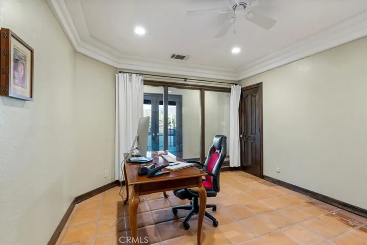 28601 Cumberland Road, Tehachapi, California 93561